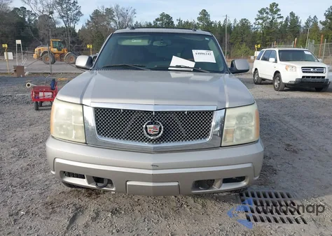 2004 Cadillac Escalade Standard z USA, uszkodzony, nr VIN 1GYEC63T64R311577